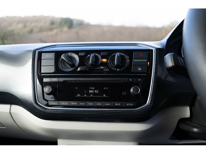 Volkswagen Move Up 1.0 Hatchback Petrol