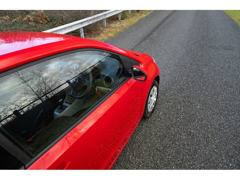 Volkswagen Move Up 1.0 Hatchback Petrol