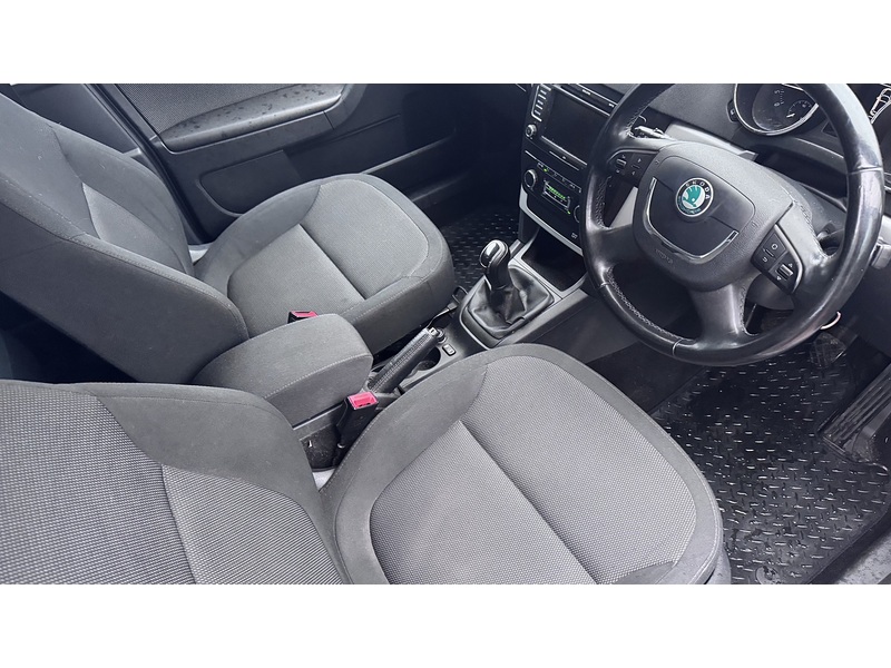 Skoda 2.0 TDI SE SUV 5dr Diesel Manual Euro 5 (110 ps)