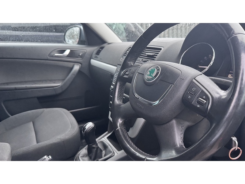 Skoda 2.0 TDI SE SUV 5dr Diesel Manual Euro 5 (110 ps)