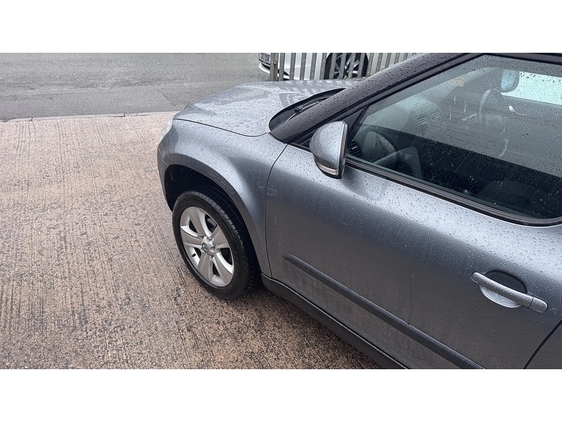 Skoda 2.0 TDI SE SUV 5dr Diesel Manual Euro 5 (110 ps)