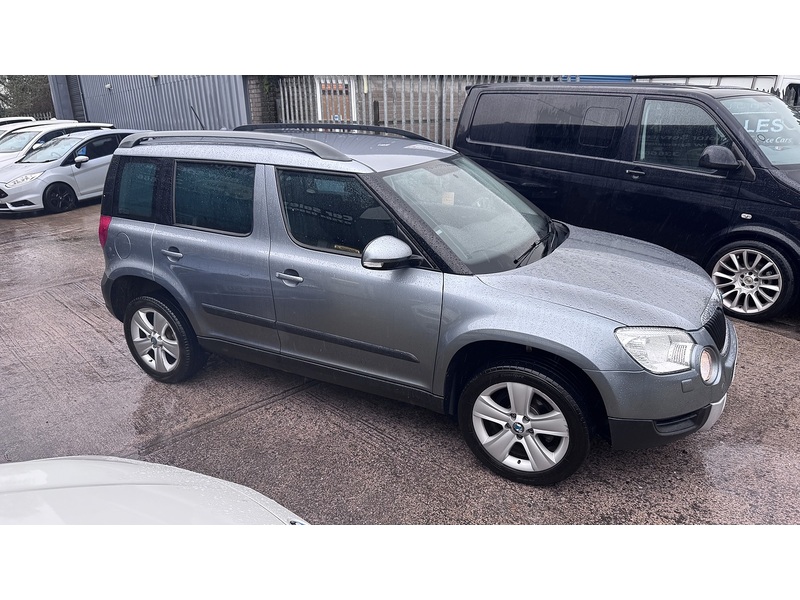 Skoda 2.0 TDI SE SUV 5dr Diesel Manual Euro 5 (110 ps)