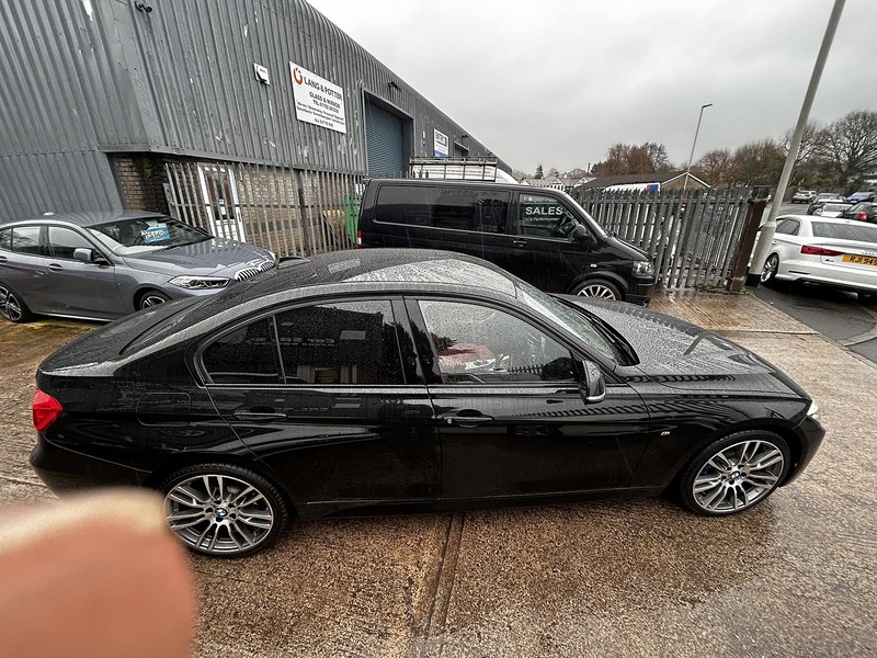 BMW 3.0 335d M Sport Saloon 4dr Diesel Auto xDrive Euro 6 (s/s) (313 ps)