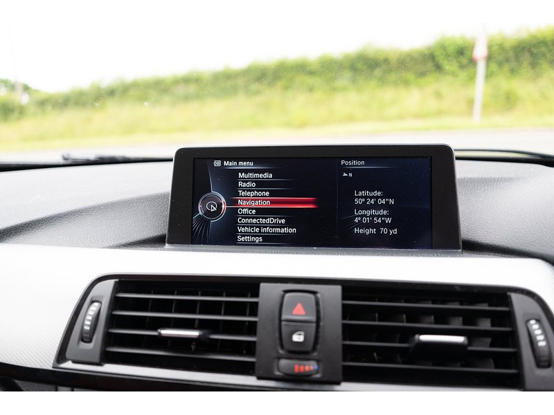 BMW 3.0 335d M Sport Saloon 4dr Diesel Auto xDrive Euro 6 (s/s) (313 ps)