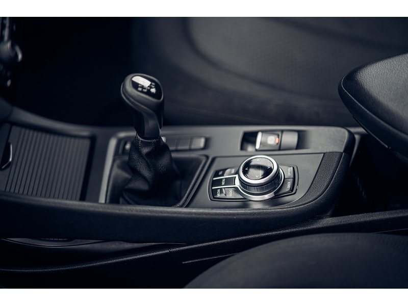 BMW 2.0 18d SE SUV 5dr Diesel Manual sDrive Euro 6 (s/s) (150 ps)