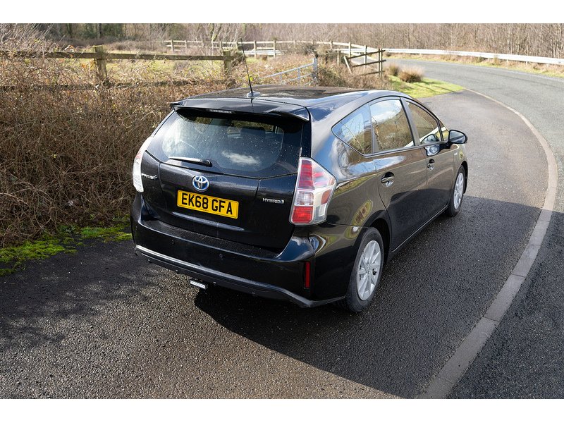 Toyota 1.8 VVT-h Icon MPV 5dr Petrol Hybrid CVT Euro 6 (s/s) (136 ps)