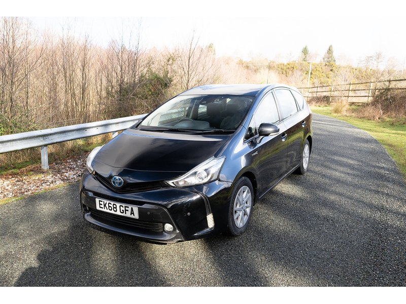 Toyota 1.8 VVT-h Icon MPV 5dr Petrol Hybrid CVT Euro 6 (s/s) (136 ps)