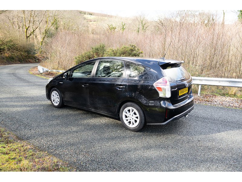 Toyota 1.8 VVT-h Icon MPV 5dr Petrol Hybrid CVT Euro 6 (s/s) (136 ps)