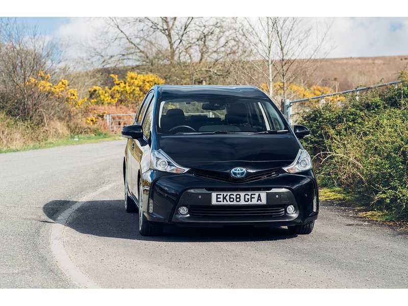 Toyota 1.8 VVT-h Icon MPV 5dr Petrol Hybrid CVT Euro 6 (s/s) (136 ps)