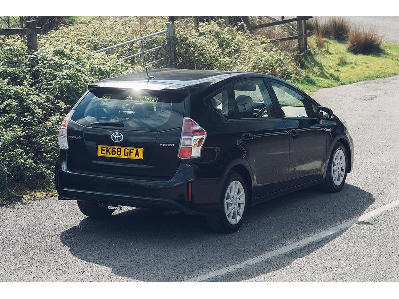 Toyota 1.8 VVT-h Icon MPV 5dr Petrol Hybrid CVT Euro 6 (s/s) (136 ps)