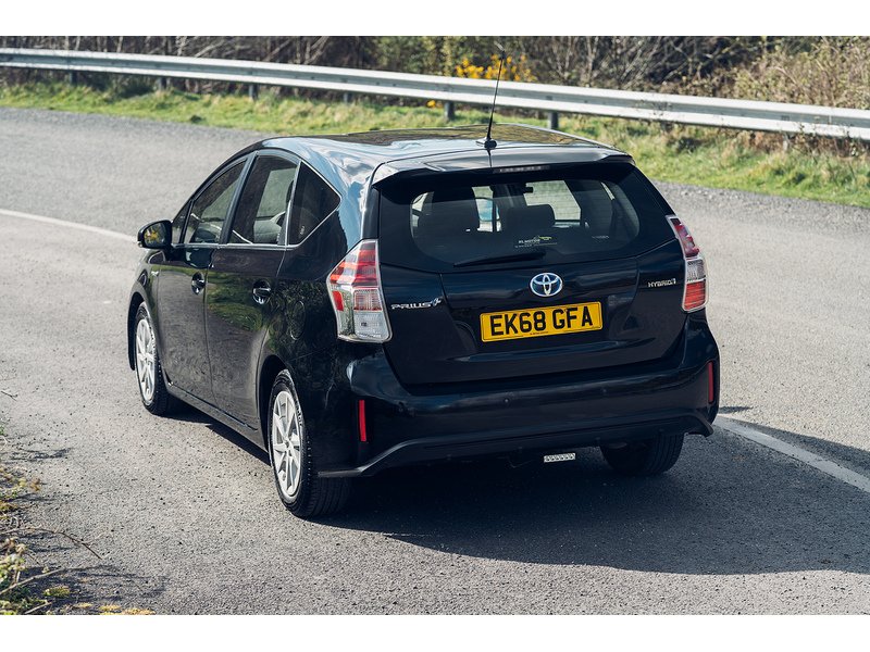 Toyota 1.8 VVT-h Icon MPV 5dr Petrol Hybrid CVT Euro 6 (s/s) (136 ps)