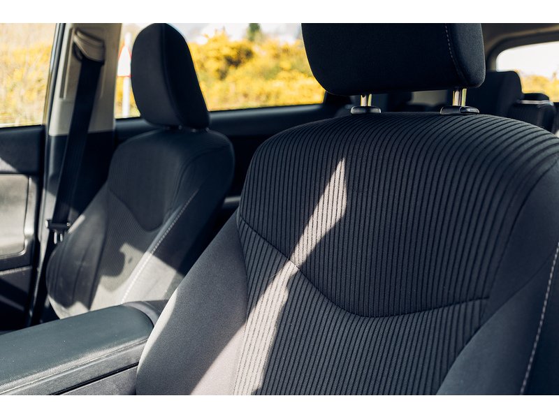 Toyota 1.8 VVT-h Icon MPV 5dr Petrol Hybrid CVT Euro 6 (s/s) (136 ps)