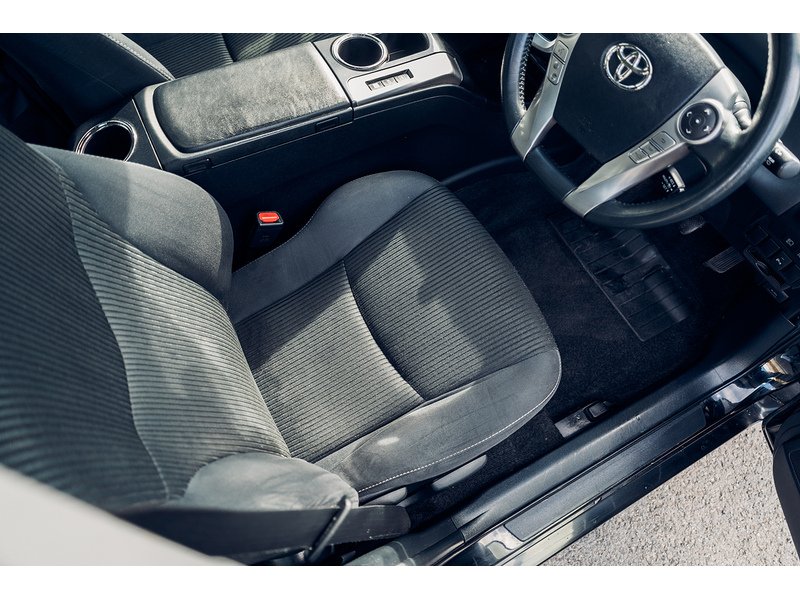 Toyota 1.8 VVT-h Icon MPV 5dr Petrol Hybrid CVT Euro 6 (s/s) (136 ps)