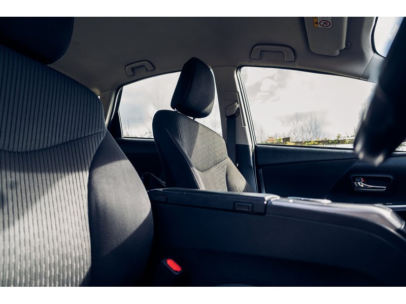 Toyota 1.8 VVT-h Icon MPV 5dr Petrol Hybrid CVT Euro 6 (s/s) (136 ps)