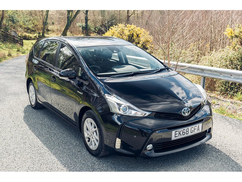 Toyota 1.8 VVT-h Icon MPV 5dr Petrol Hybrid CVT Euro 6 (s/s) (136 ps)