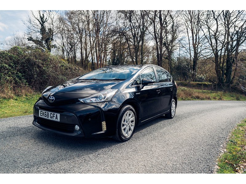 Toyota 1.8 VVT-h Icon MPV 5dr Petrol Hybrid CVT Euro 6 (s/s) (136 ps)