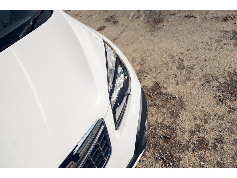 Vauxhall 1.7 CDTi SE SUV 5dr Diesel Auto 2WD Euro 5 (130 ps)