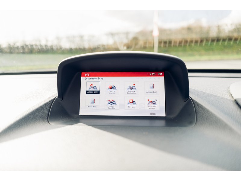 Vauxhall 1.7 CDTi SE SUV 5dr Diesel Auto 2WD Euro 5 (130 ps)