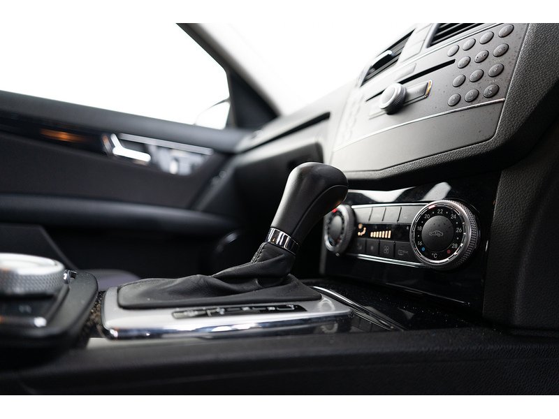 Mercedes-Benz 2.1 C220 CDI BlueEfficiency SE Saloon 4dr Diesel Manual Euro 5 (170 ps)