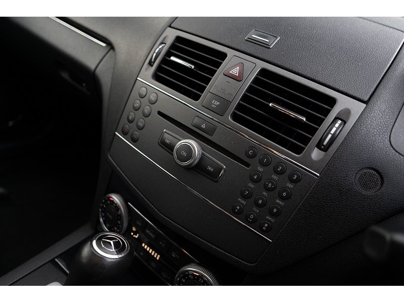 Mercedes-Benz 2.1 C220 CDI BlueEfficiency SE Saloon 4dr Diesel Manual Euro 5 (170 ps)