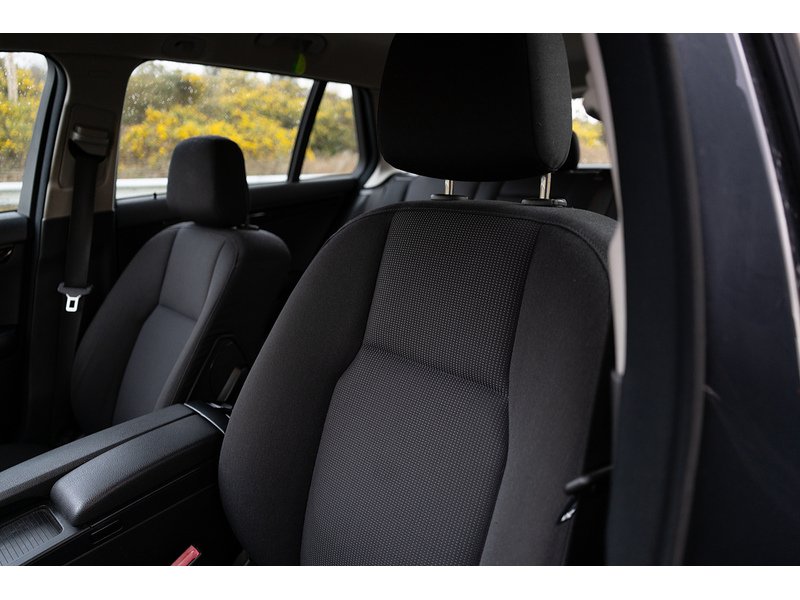 Mercedes-Benz 2.1 C220 CDI BlueEfficiency SE Saloon 4dr Diesel Manual Euro 5 (170 ps)