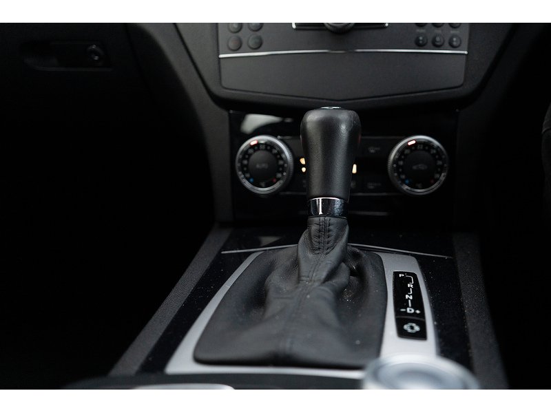 Mercedes-Benz 2.1 C220 CDI BlueEfficiency SE Saloon 4dr Diesel Manual Euro 5 (170 ps)