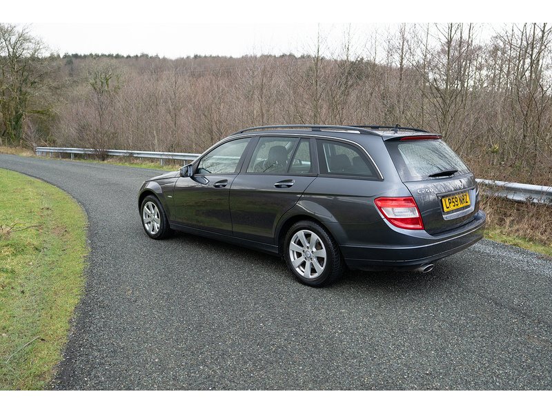 Mercedes-Benz 2.1 C220 CDI BlueEfficiency SE Saloon 4dr Diesel Manual Euro 5 (170 ps)