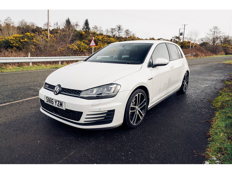 Volkswagen 2.0 TDI BlueMotion Tech GTD Hatchback 5dr Diesel Manual Euro 6 (s/s) (184 ps)