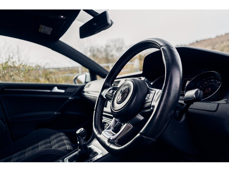 Volkswagen 2.0 TDI BlueMotion Tech GTD Hatchback 5dr Diesel Manual Euro 6 (s/s) (184 ps)