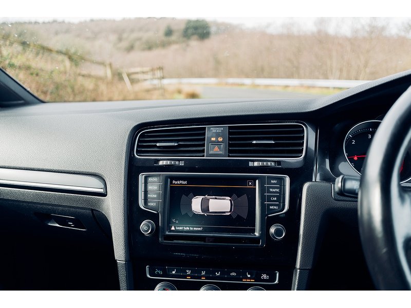 Volkswagen 2.0 TDI BlueMotion Tech GTD Hatchback 5dr Diesel Manual Euro 6 (s/s) (184 ps)