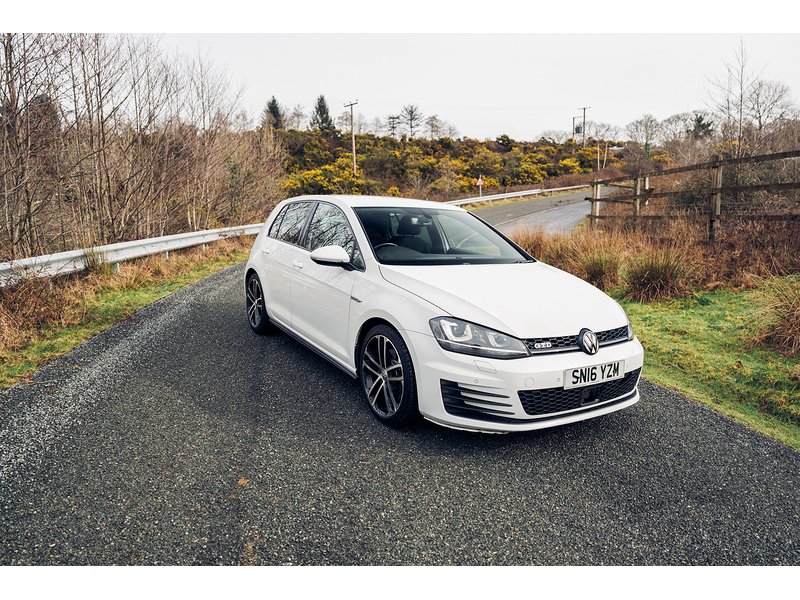 Volkswagen 2.0 TDI BlueMotion Tech GTD Hatchback 5dr Diesel Manual Euro 6 (s/s) (184 ps)