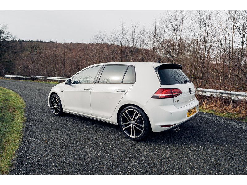 Volkswagen 2.0 TDI BlueMotion Tech GTD Hatchback 5dr Diesel Manual Euro 6 (s/s) (184 ps)