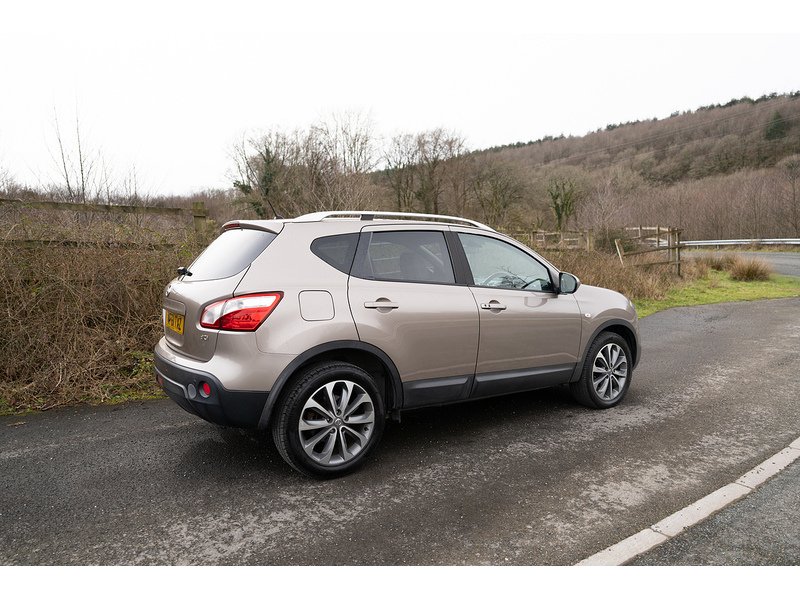 Nissan 2.0 dCi Tekna SUV 5dr Diesel Auto 4WD Euro 5 (150 ps)