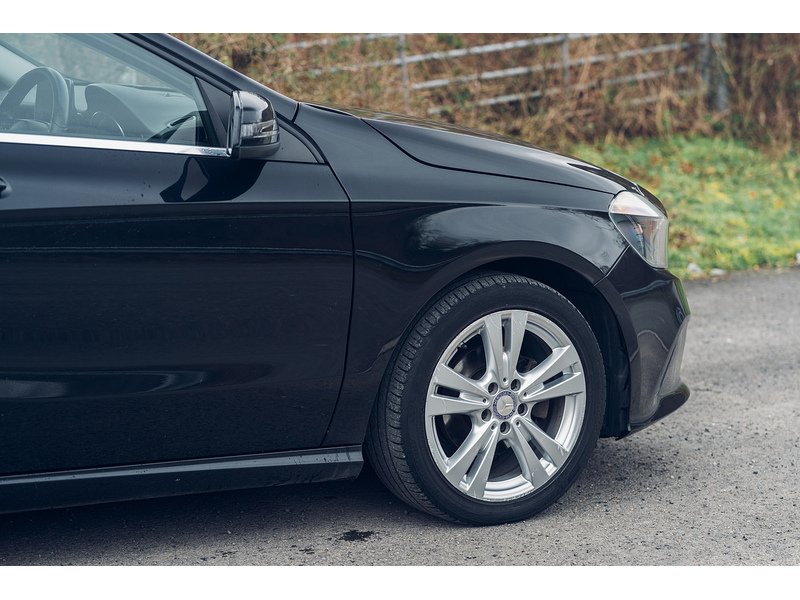 Mercedes-Benz 1.5 A180d Sport Hatchback 5dr Diesel Manual Euro 6 (s/s) (109 ps)