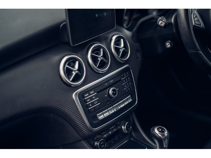 Mercedes-Benz 1.5 A180d Sport Hatchback 5dr Diesel Manual Euro 6 (s/s) (109 ps)