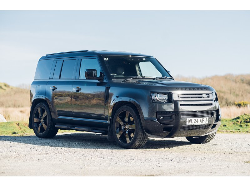 Land Rover 3.0 D300 MHEV X-Dynamic HSE Hard Top SUV 5dr Diesel Auto 4WD MWB Euro 6 (s/s) (300 ps)