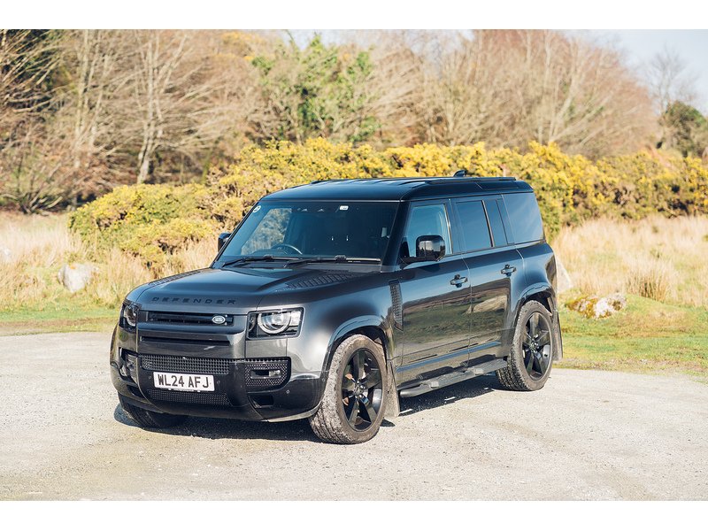 Land Rover 3.0 D300 MHEV X-Dynamic HSE Hard Top SUV 5dr Diesel Auto 4WD MWB Euro 6 (s/s) (300 ps)