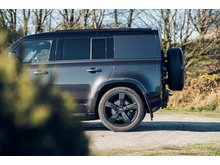 3.0 D300 MHEV X-Dynamic HSE Hard Top SUV 5dr Diesel Auto 4WD MWB Euro 6 (s/s) (300 ps)