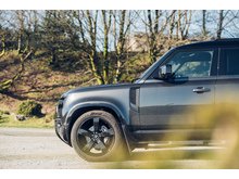 3.0 D300 MHEV X-Dynamic HSE Hard Top SUV 5dr Diesel Auto 4WD MWB Euro 6 (s/s) (300 ps)