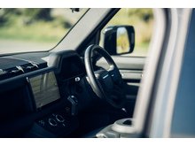 3.0 D300 MHEV X-Dynamic HSE Hard Top SUV 5dr Diesel Auto 4WD MWB Euro 6 (s/s) (300 ps)