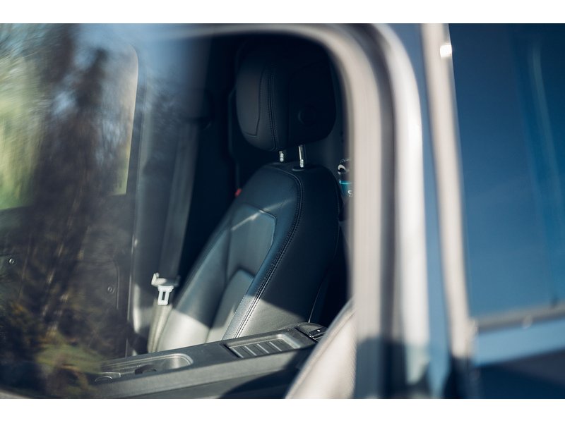 Land Rover 3.0 D300 MHEV X-Dynamic HSE Hard Top SUV 5dr Diesel Auto 4WD MWB Euro 6 (s/s) (300 ps)