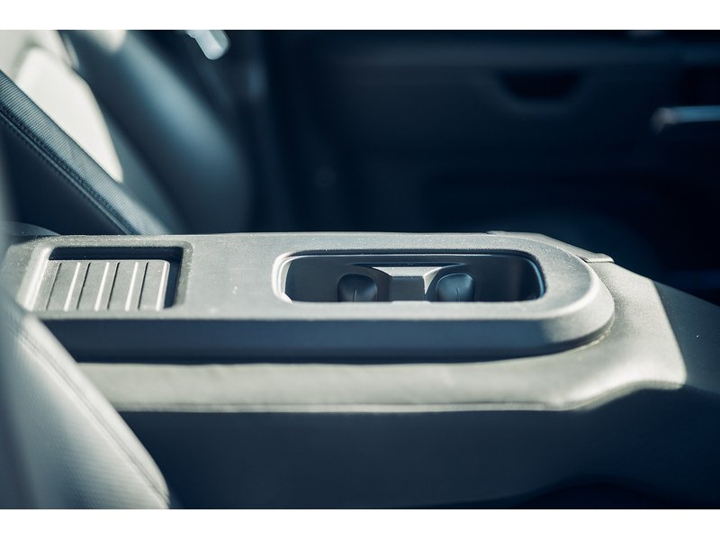 Land Rover 3.0 D300 MHEV X-Dynamic HSE Hard Top SUV 5dr Diesel Auto 4WD MWB Euro 6 (s/s) (300 ps)