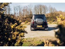 3.0 D300 MHEV X-Dynamic HSE Hard Top SUV 5dr Diesel Auto 4WD MWB Euro 6 (s/s) (300 ps)