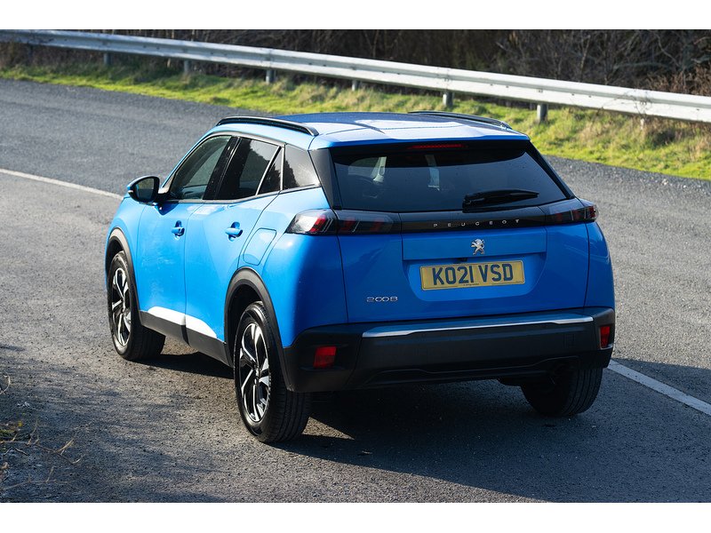 Peugeot 1.2 PureTech Allure Premium SUV 5dr Petrol Manual Euro 6 (s/s) (100 ps)