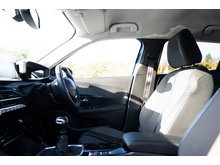 1.2 PureTech Allure Premium SUV 5dr Petrol Manual Euro 6 (s/s) (100 ps)