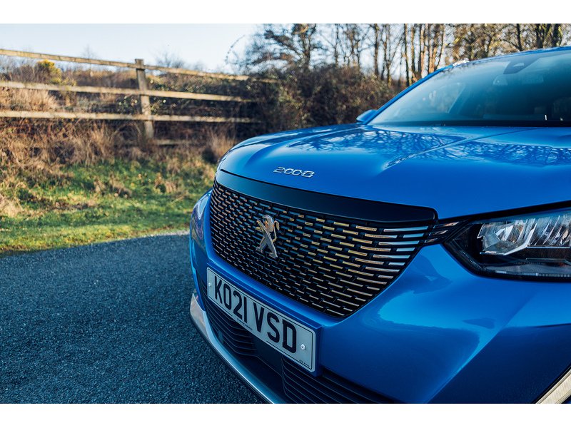 Peugeot 1.2 PureTech Allure Premium SUV 5dr Petrol Manual Euro 6 (s/s) (100 ps)