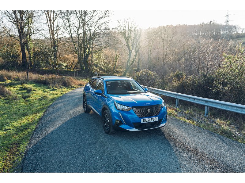 Peugeot 1.2 PureTech Allure Premium SUV 5dr Petrol Manual Euro 6 (s/s) (100 ps)