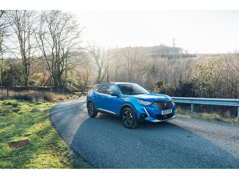 Peugeot 1.2 PureTech Allure Premium SUV 5dr Petrol Manual Euro 6 (s/s) (100 ps)