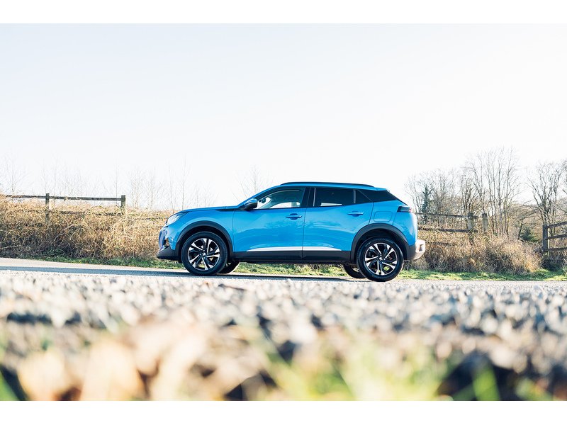 Peugeot 1.2 PureTech Allure Premium SUV 5dr Petrol Manual Euro 6 (s/s) (100 ps)