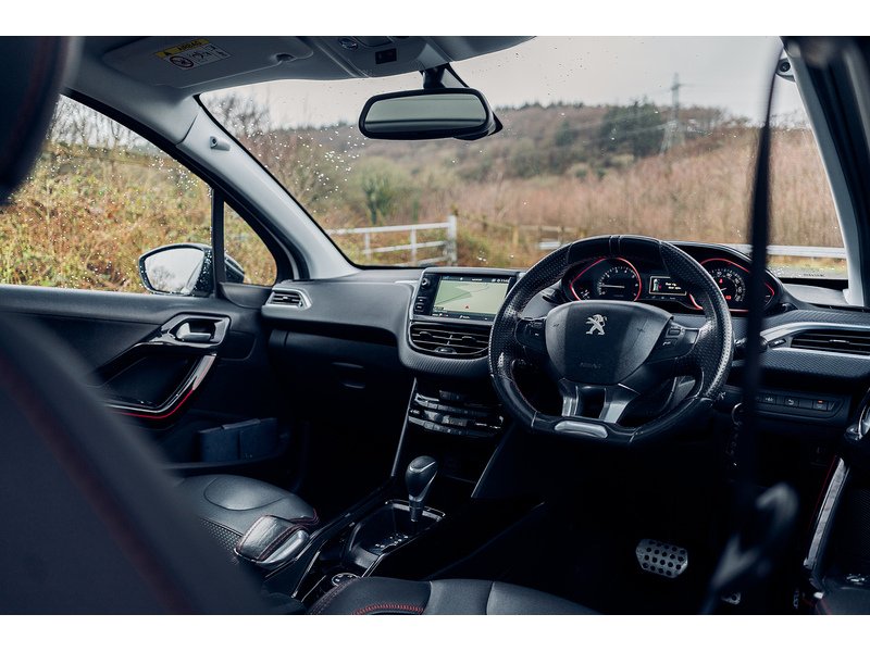 Peugeot 1.2 PureTech GT Line SUV 5dr Petrol EAT Euro 6 (s/s) (110 ps)